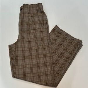 Plaid Mid-Rise Straight Trousers in Brown